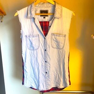 Rails Sleeveless Denim/Plaid button down shirt